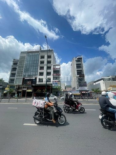 Nguyên căn MT DQH phù hợp mở cửa hàng, Cty, spa, nha khoa....