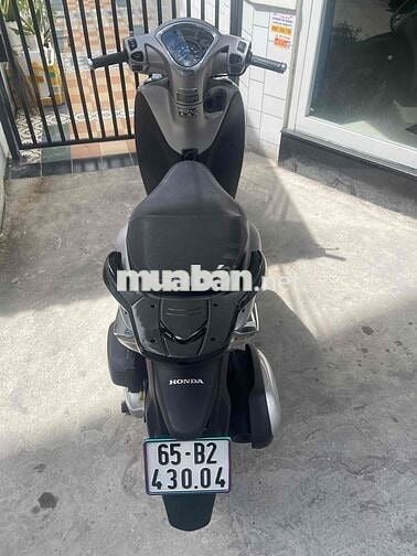 SH mode 2020 xe đẹp máy zin êm giá chỉ 40tr