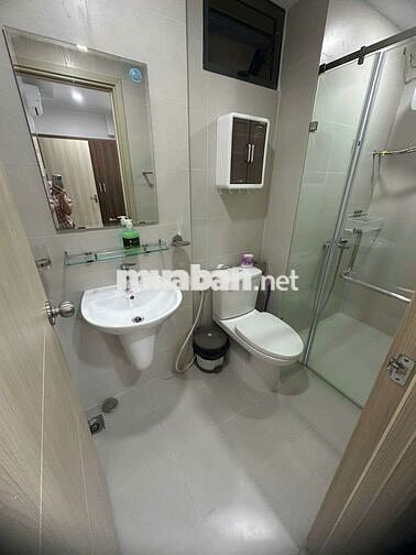 Bán căn 2PN-2WC Block C view hồ bơi ban công hướng Nam 