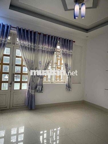 nhà 3 tầng ,hẻm xe tải Quang Trung  sát kênh Tham Lương