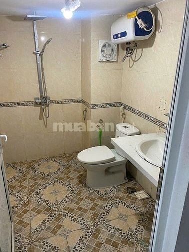 Cho thuê nhà 65m2 x 7 tầng,12 phòng ccmn, thang máy, ô tô ở Phú Diễn