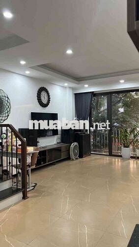 văn la VănPhú 50m mt5,4m 5tầng,vỉa hè,nhà đẹp,vừa ở kết hợp kinh doanh