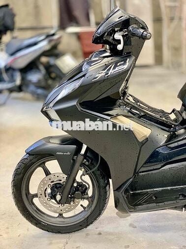 Air Blade 125 4Val Đặc Biệt 2024 Đen Vàng Biển 60