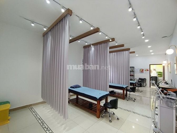 Mặt tiền Q10 - Nguyễn Chí Thanh, DT 101,7m², đang cho thuê 50tr/ tháng