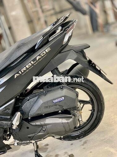 Air Blade 125 4Val Đặc Biệt 2024 Đen Vàng Biển 60