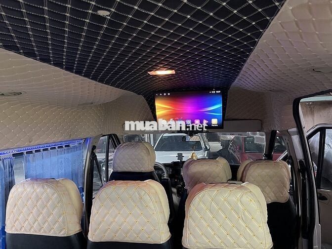 Ford Transit 2017 Bạc 16 chỗ