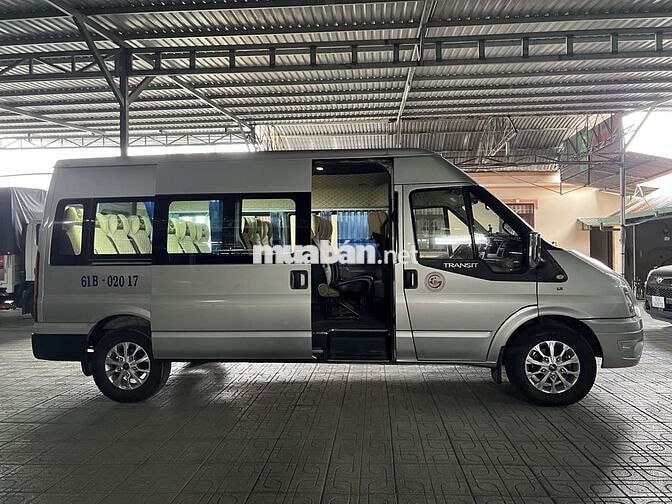 Ford Transit 2017 Bạc 16 chỗ