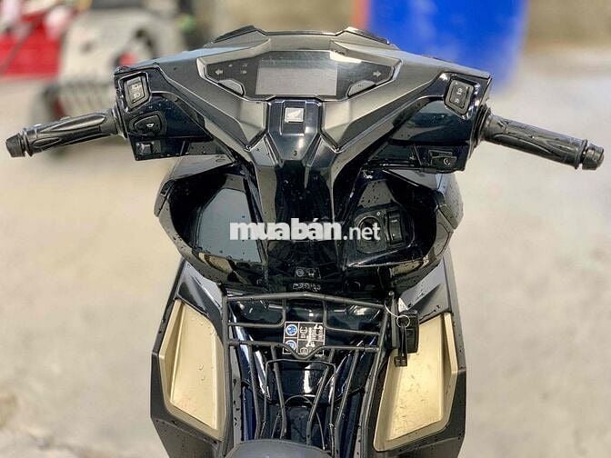 Air Blade 125 4Val Đặc Biệt 2024 Đen Vàng Biển 60