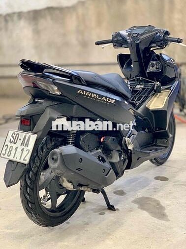 Air Blade 125 4Val Đặc Biệt 2024 Đen Vàng Biển 60