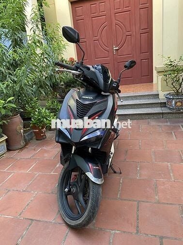 Honda Air Blade 2017 Đen 3 vạn