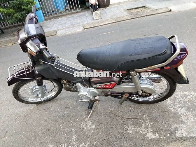 Honda Dream Tím Xe số
