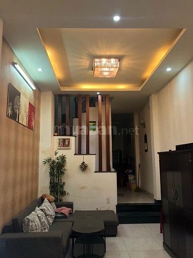 Cô Hương bán nhà hẻm ôtô 3,2m×14m 3L 4PN 3WC SHCC xây BTCT đẹp 8,6ty