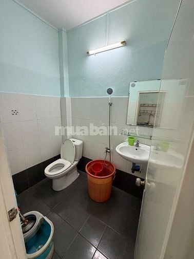 Nhà bán chính chủ sát mặt tiền phan văn trị F14 BT