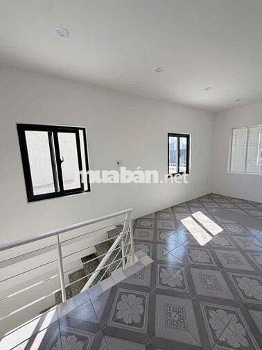 CHÍNH CHỦ cho thuê nhà 4 tầng mới 100% mặt Phố