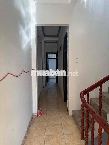 Cho thuê tầng 2 và tầng 3 nhà mặt tiền đường Hồ Tùng Mậu