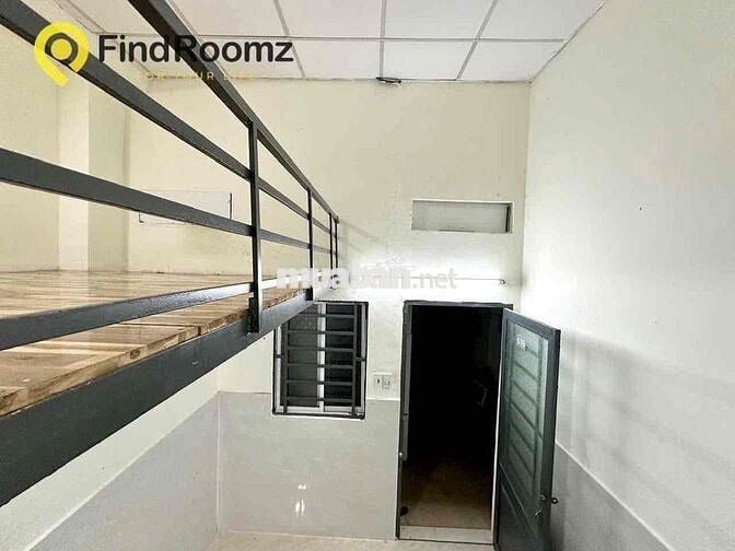 DUPLEX GIÁ RẺ GÁC CAO NGAY CV LÀNG HOA