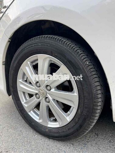 Toyota Vios E CVT 2017 Số tự động Trắng