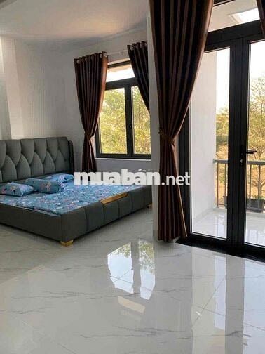 Bán Ngay căn nhà ngay Trung tâm , 120m2 , Giá 1tỷ8 đúng giá