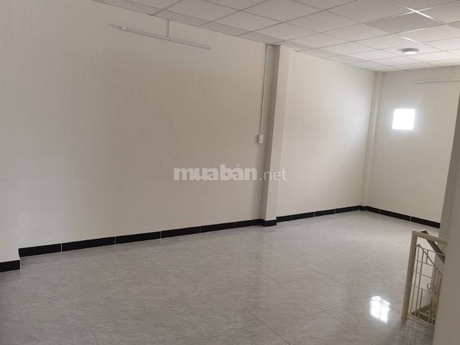 [CHÍNH CHỦ] Cho thuê nguyên căn MT sầm uất CMT8 tiện làm VP, KD và ở
