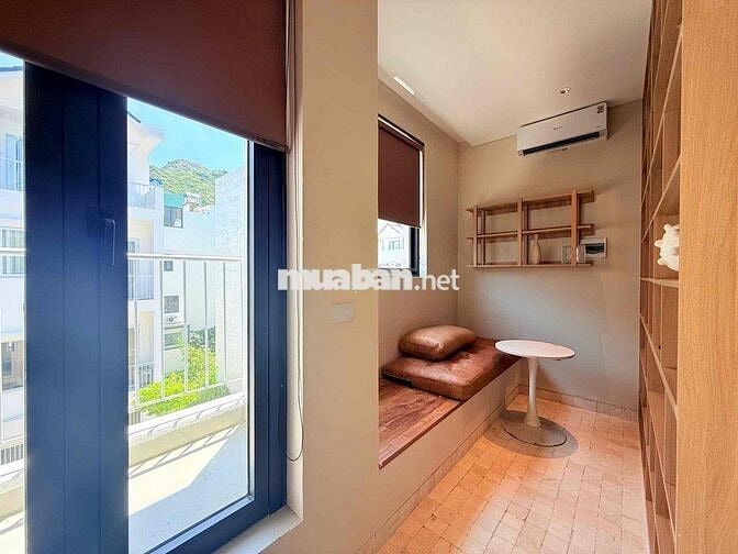 CHO THUÊ DÀI HẠN CĂN HỘ DUPLEX 2 TẦNG BÁN CỔ ĐIỂN 2 PHÒNG NGỦ FULL NỘI