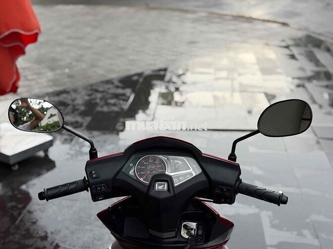 Honda Air Blade Fi 2010 màu Đỏ