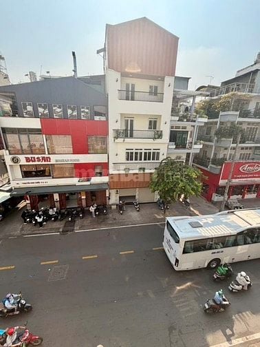 Nhà Mặt tiền Nguyễn Đình Chiểu, ( đoạn 2 chiều), 4 lầu, Mới, Ở liền