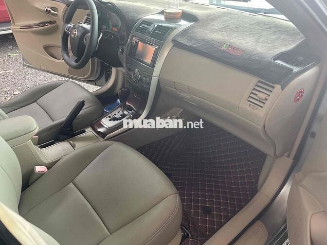 Toyota Corolla Altis 2011 2.0AT Xanh đá Tự động