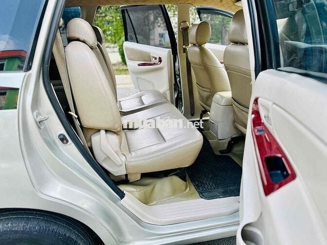 Toyota Innova G 2006 Bạc
