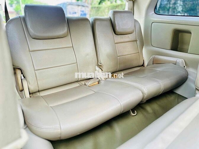 Toyota Innova G 2006 Bạc