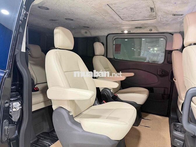 Ford Tourneo Titanium 2019 Đen 77.000km