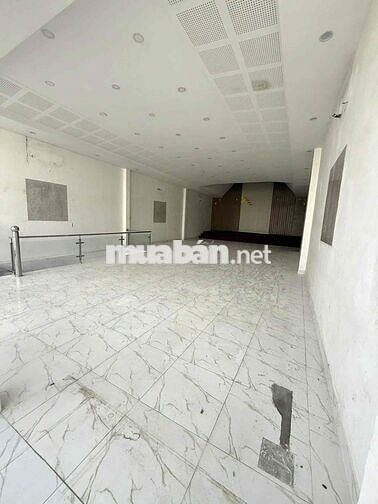 Cho thuê Toà nhà/Vp/MBKD ĐS 8,p.Linh Xuân ngang 10m giá 35tr còn TL