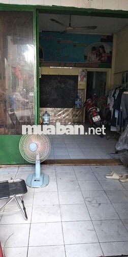 Cho thuê  nhà mặt tiền chính chủ điện nước nhà nước 