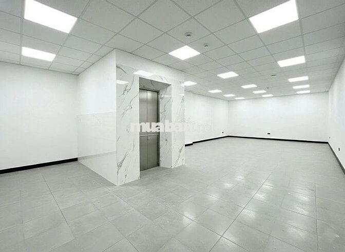 Cho thuê gấp nhà MT 599A Tân Sơn, Phường 12, Quận Gò Vấp