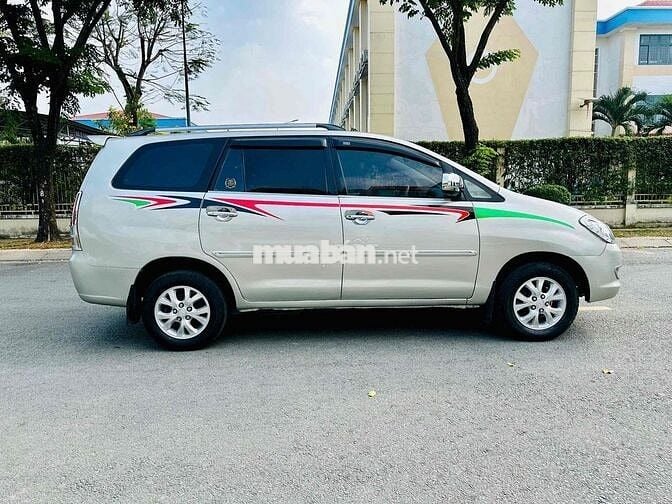 Toyota Innova G 2006 Bạc