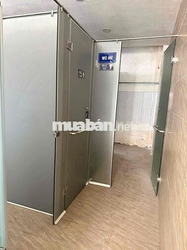 Cho thuê Toà nhà/Vp/MBKD ĐS 8,p.Linh Xuân ngang 10m giá 35tr còn TL