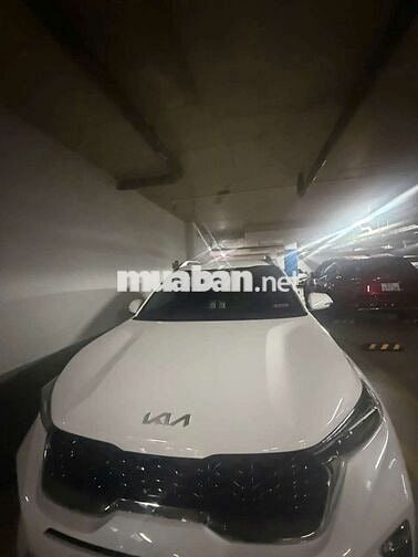 Kia Sonet Luxury 2024 Trắng 14.000 km. chán bán