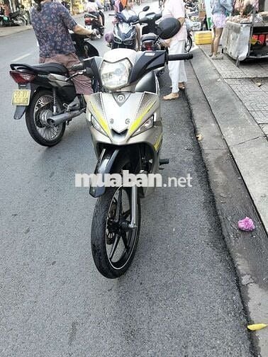 Yamaha Sirius RC Fi ĐK 2017 xe đẹp máy móc êm ru 