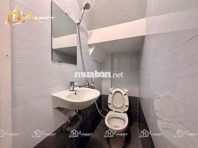 Duplex_Cửa sổ_Ban công Ngay Đh Y Dược_Đh Kinh Tế 30m2