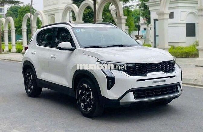 Kia Sonet Luxury 2024 Trắng 14.000 km. chán bán