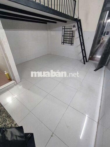 Đuplex 30m2 gác cao đến 2M giá sinh Viên