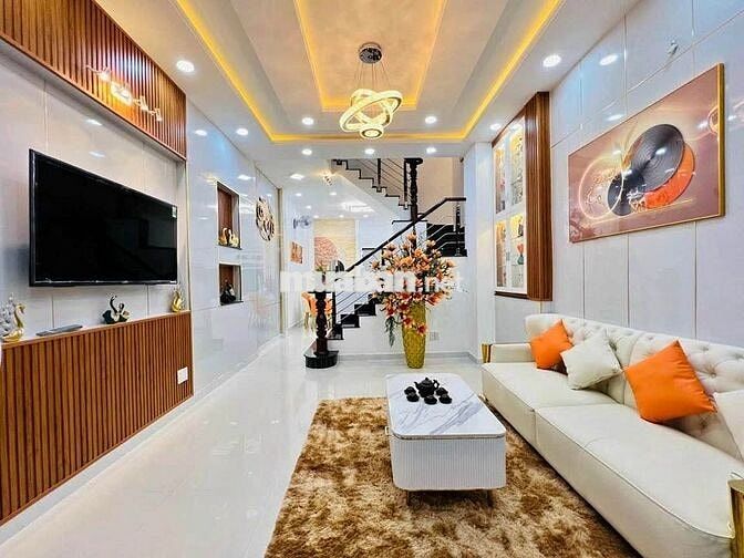 Ban nhà 4x15m, 2 lầu, sân thượng, Nguyễn Thị Tú, KDC Vĩnh Lộc, Quận BT