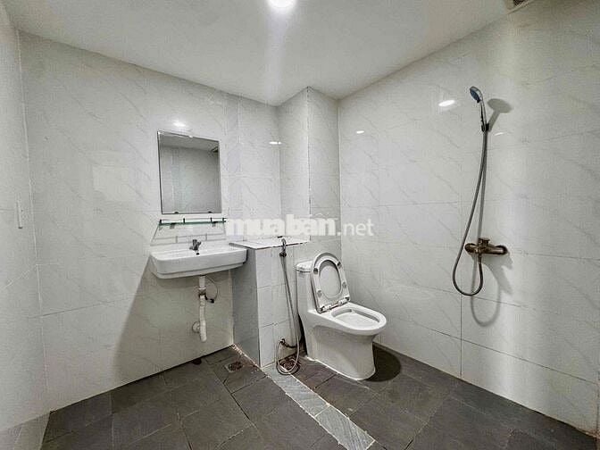 Căn hộ 2PN 70m2 Full NT - Ngay Lotte Mart Đường 3/2 - Oto tận cửa