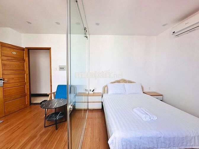 Cho thuê căn hộ ở quận 10, ngay phòng xoay dân chủ, tòa nhà Viettel