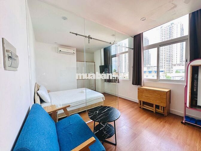 Cho thuê căn hộ ở quận 10, ngay phòng xoay dân chủ, tòa nhà Viettel