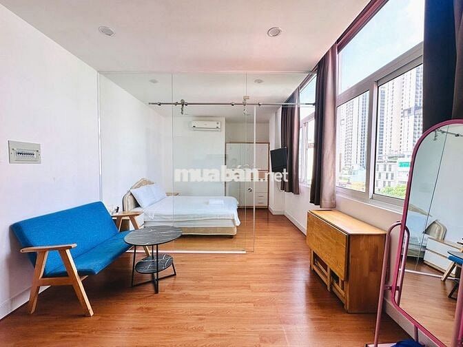 Cho thuê căn hộ ở quận 10, ngay phòng xoay dân chủ, tòa nhà Viettel