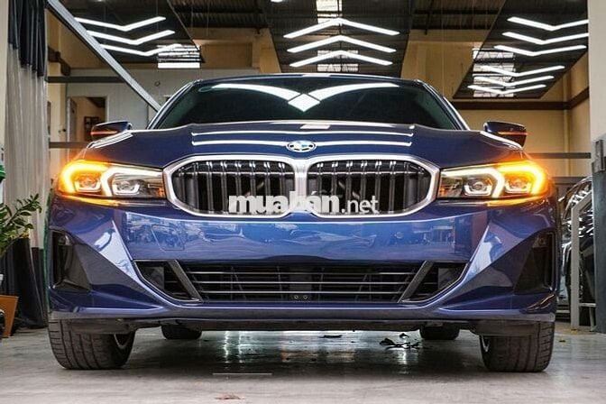 BMW 320i Sportline 2024 Xanh/Nâu 33,000 km
