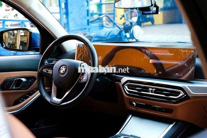 BMW 320i Sportline 2024 Xanh/Nâu 33,000 km