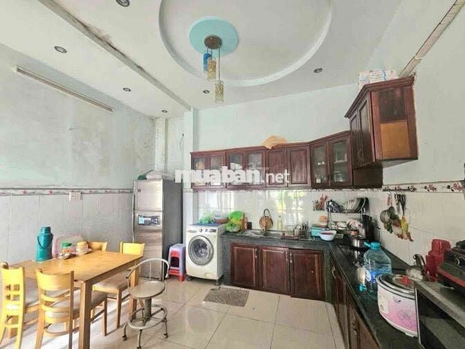  NHÀ 2 TẦNG LÔ GÓC LINH TÂY, THỦ ĐỨC  HẺM Ô TÔ  90M2 NGANG 8M 6,5 TỶ