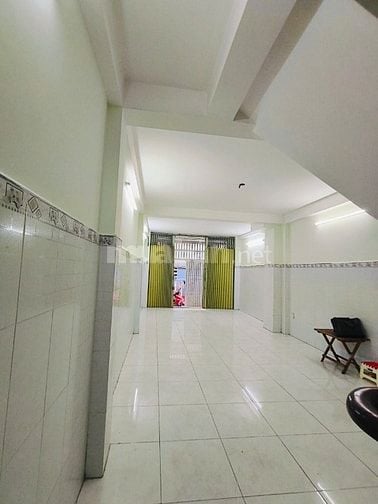Nhà 4x15 làm CHDV KHu Tên Lửa, Bình Tân