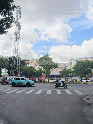 Nhà 4x15 làm CHDV KHu Tên Lửa, Bình Tân
